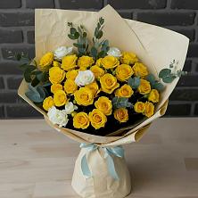 Букет цветов из:  Розы в Красновишерске