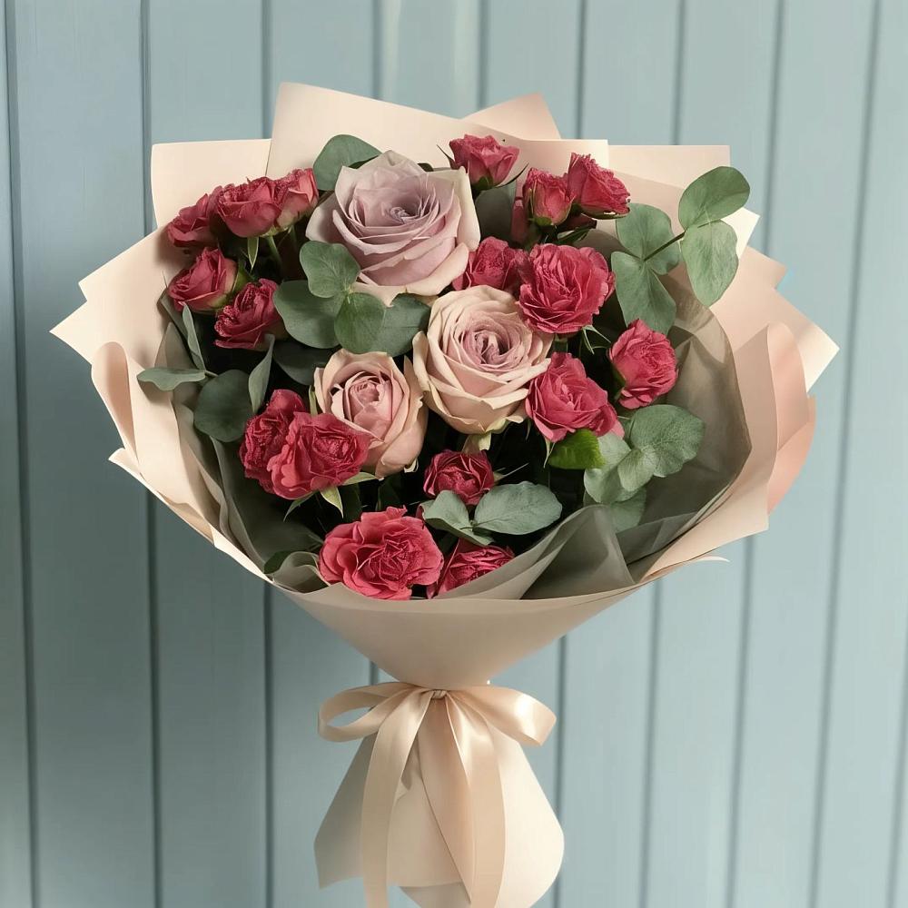 Букет цветов из: Гвоздики и Розы в Красновишерске