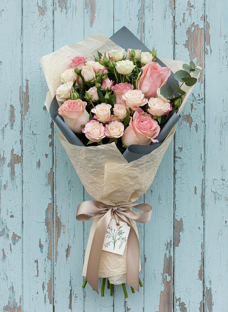 Букет цветов из: Розы в Красновишерске