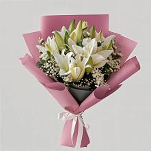 Букет цветов из:  Лилии в Красновишерске