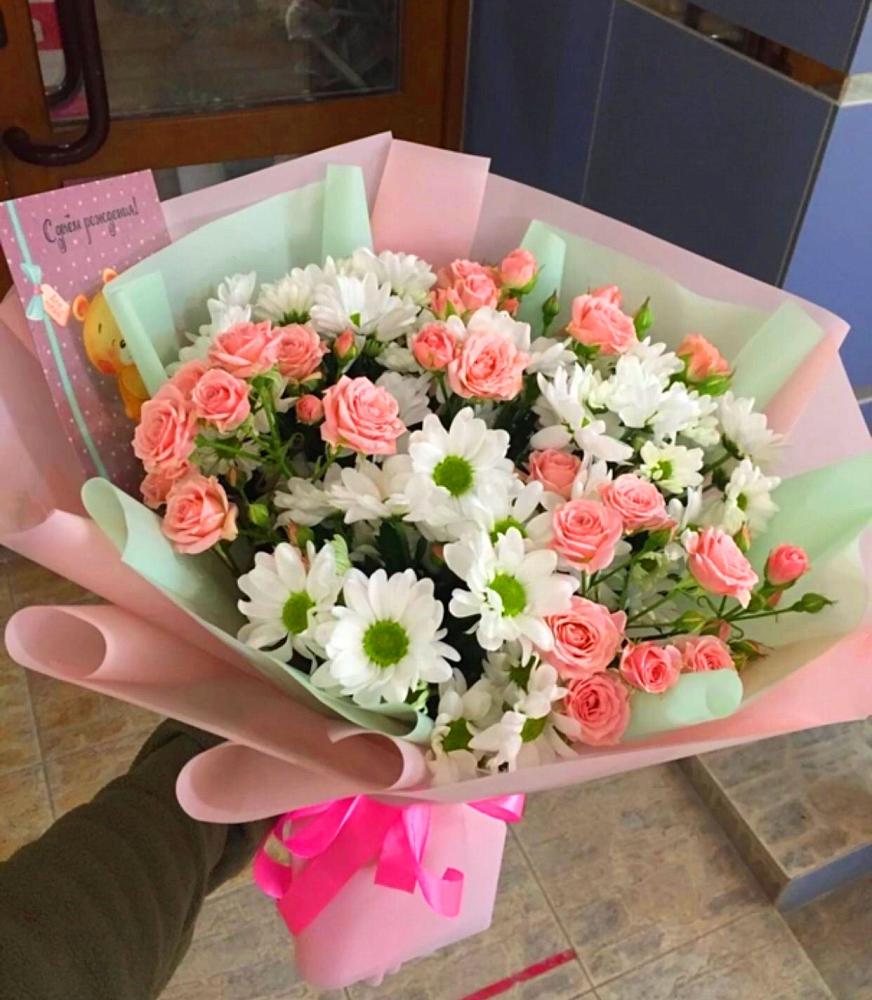 Букет цветов из: Розы и Хризантемы в Красновишерске