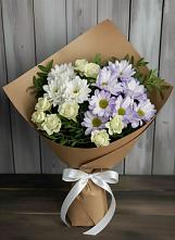 Букет цветов из:  Хризантемы и Розы в Красновишерске