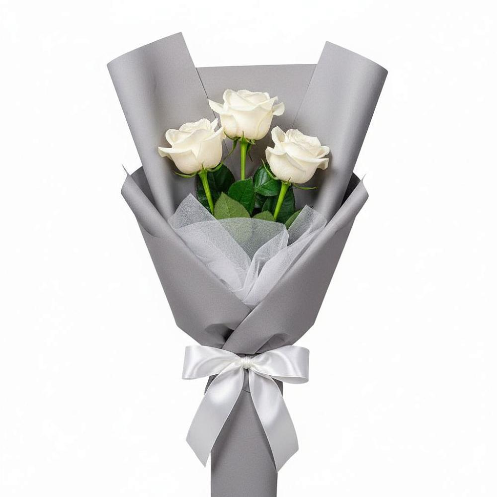 Букет 3 белые розы в Красновишерске