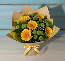 Букет цветов из:  Герберы и Хризантемы в Красновишерске