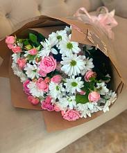 Букет цветов из:  Розы и Хризантемы #REPLACE_PRED# Красновишерске