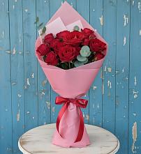 Букет цветов из:  Розы в Красновишерске
