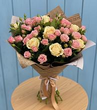 Букет цветов из:  Розы в Красновишерске