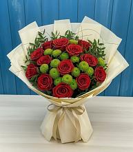 Букет цветов из:  Розы и Хризантемы в Красновишерске