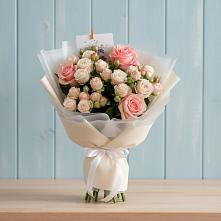 Букет цветов из:  Розы в Красновишерске