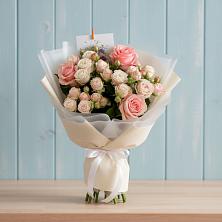 Букет цветов из:  Розы в Красновишерске