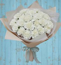 Букет цветов из:  Гвоздики в Красновишерске
