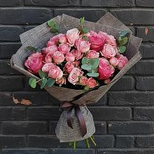 Букет цветов из:  Розы в Красновишерске